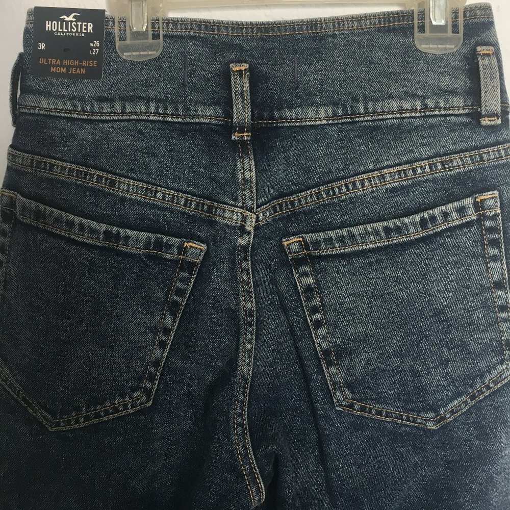NWT 💕RARE💕 Hollister Ultra High Rise Jeans